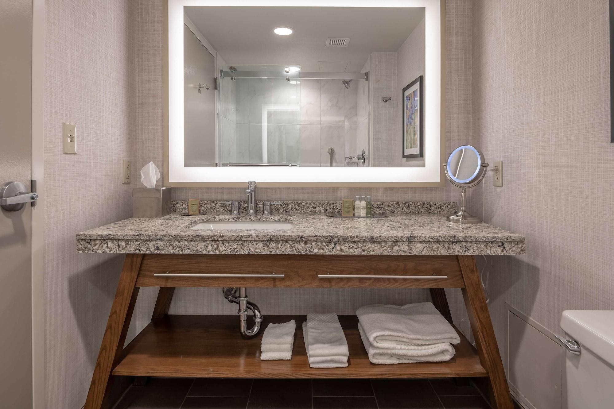 Doubletree By Hilton Dallas-Farmers Branch Kültér fotó
