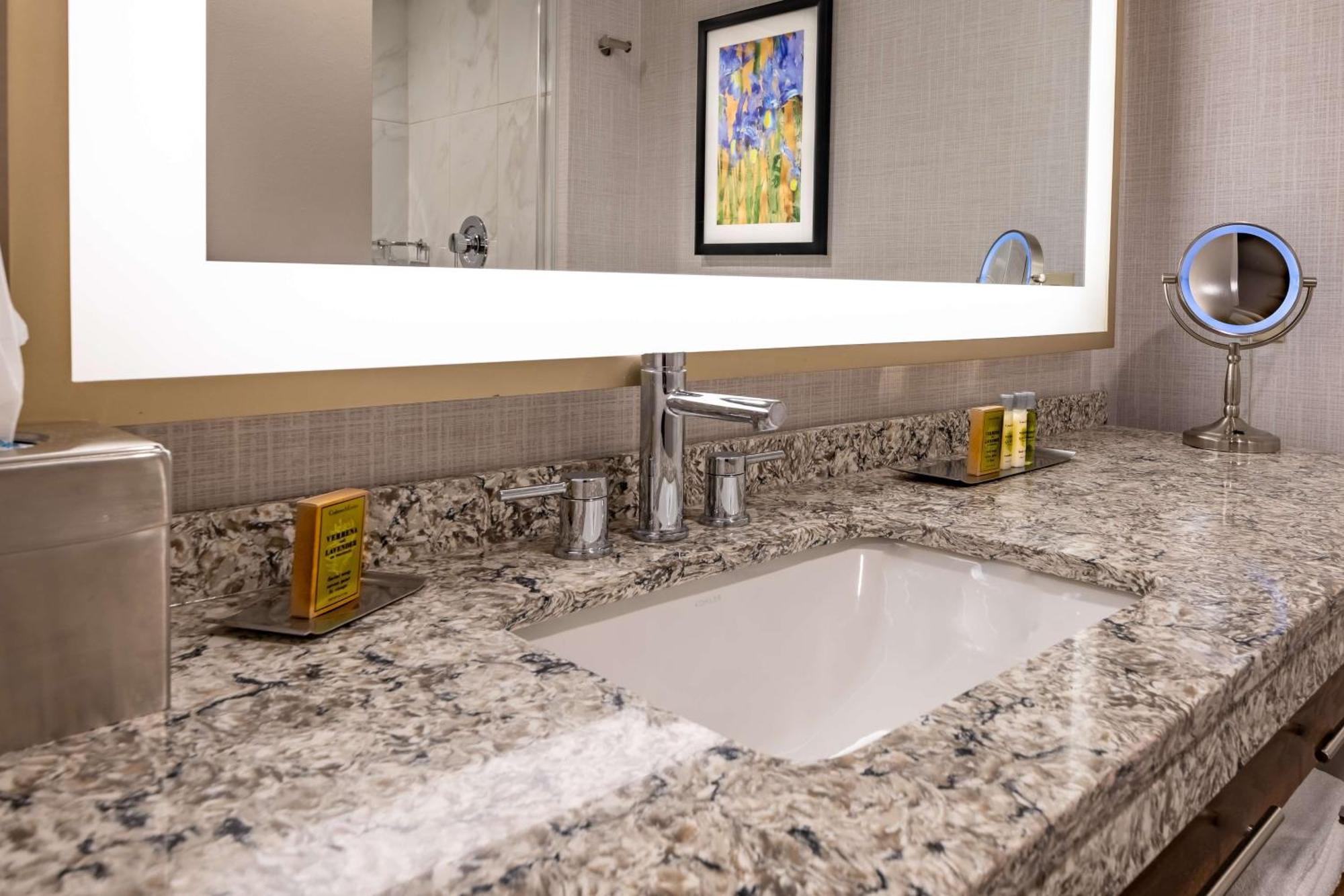 Doubletree By Hilton Dallas-Farmers Branch Kültér fotó